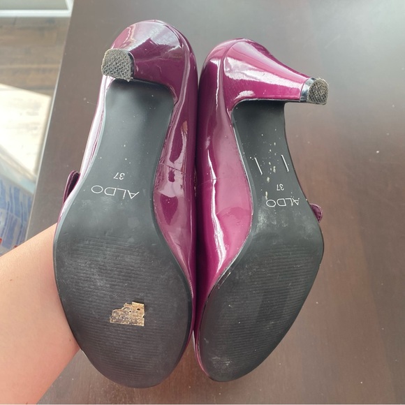 Aldo Purple Patent Heels - Picture 4 of 4